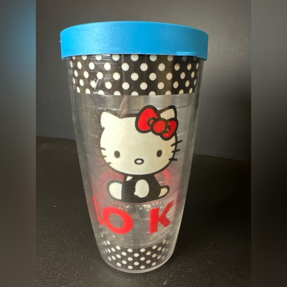 Tervis‎ Hello Kitty 16 oz Polka Dot Tumbler w/ Blue Lid (Sanrio 2015)